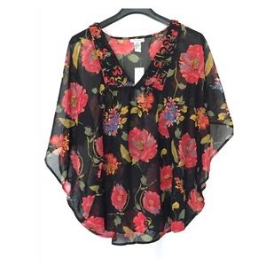 Flutter sleeve sheer blouse